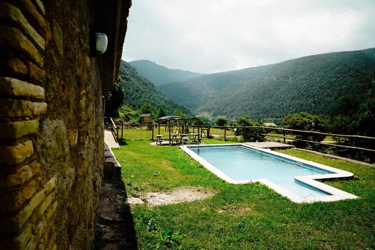 Cases Altes De Posada Navés Extérieur photo