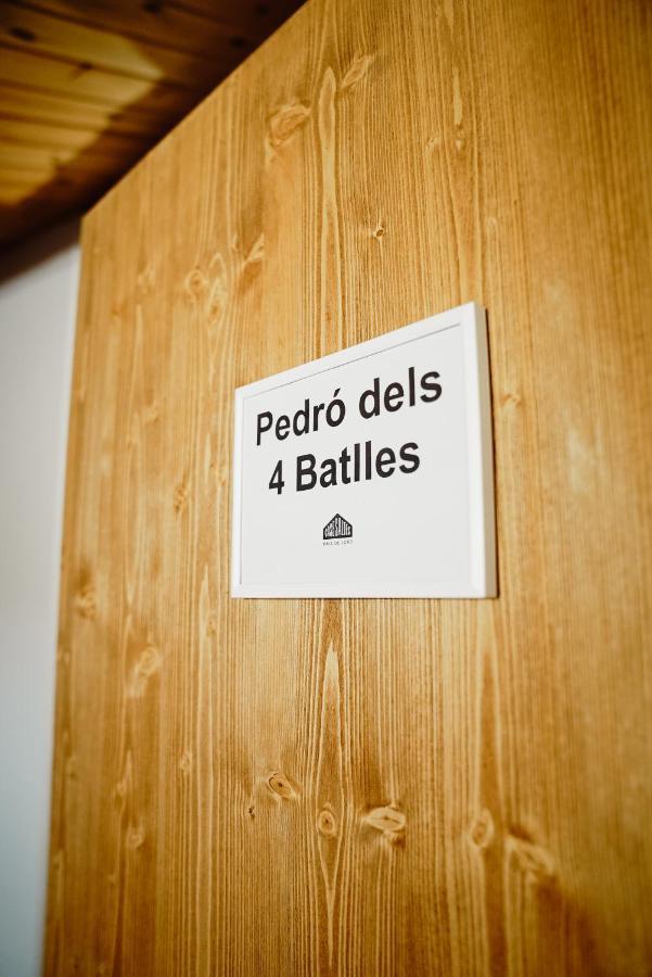 Cases Altes De Posada Navés Extérieur photo